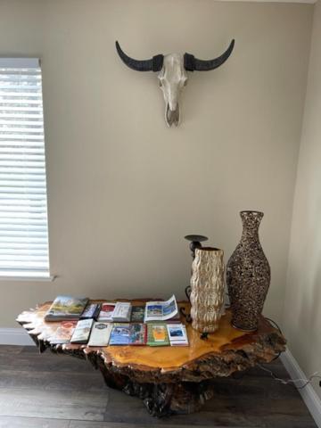 Beautiful 3 Bedroom Home Located Near Yosemite Oakhurst Buitenkant foto